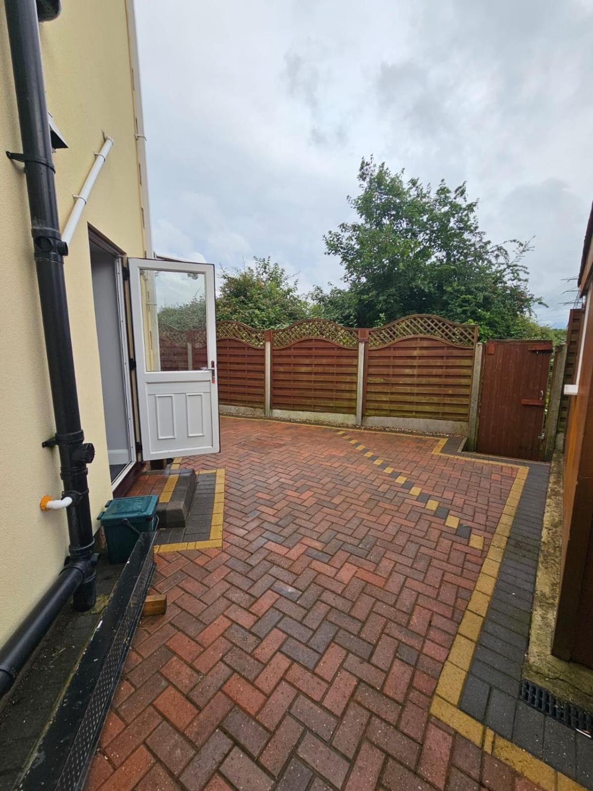 Shortwood Holiday home *